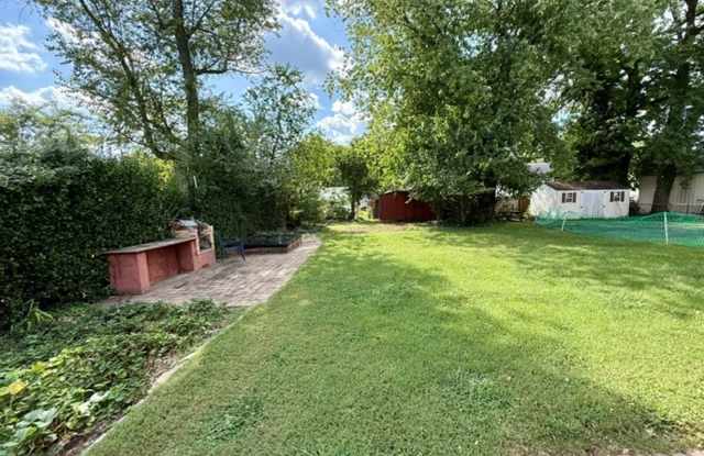 Coming Soon! Adorable single family home with huge yard in Annapolis! Gallery 4