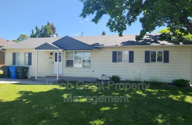 170 Filmore Ave photos photos