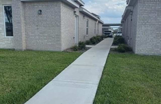 5909 Swallow Avenue photos photos