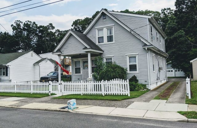 324 Mt. Vernon Avenue - 324 Mount Vernon Avenue, Northfield, NJ 08225