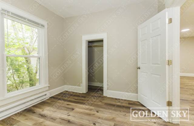 1700 South Mulberry Street Gallery 3