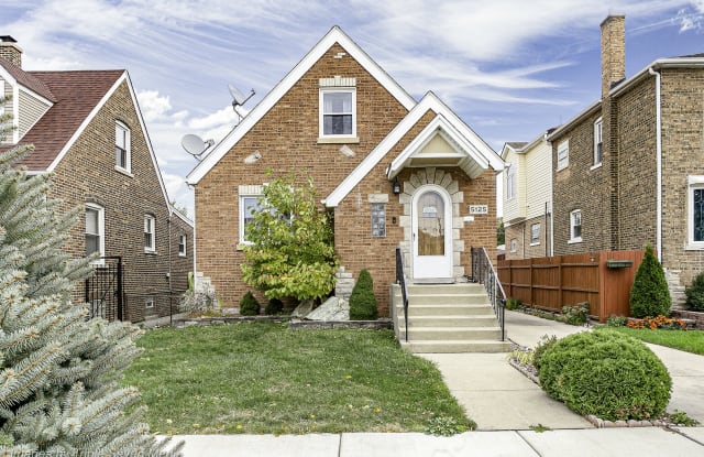 5125 South Lamon Avenue - 5125 South Lamon Avenue, Chicago, IL 60638