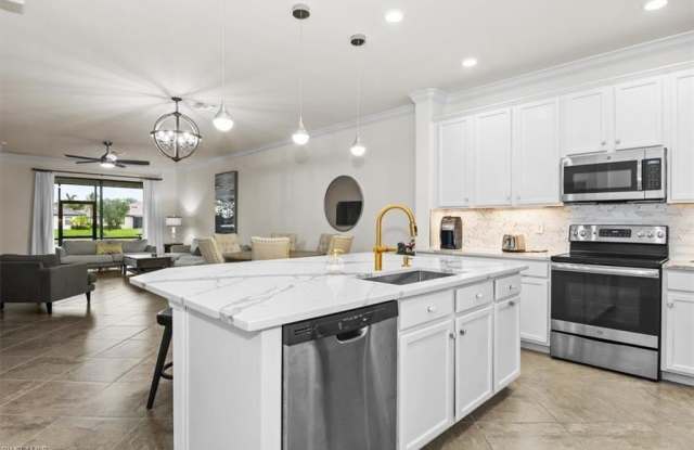 9093 Glenforest Dr Gallery 2