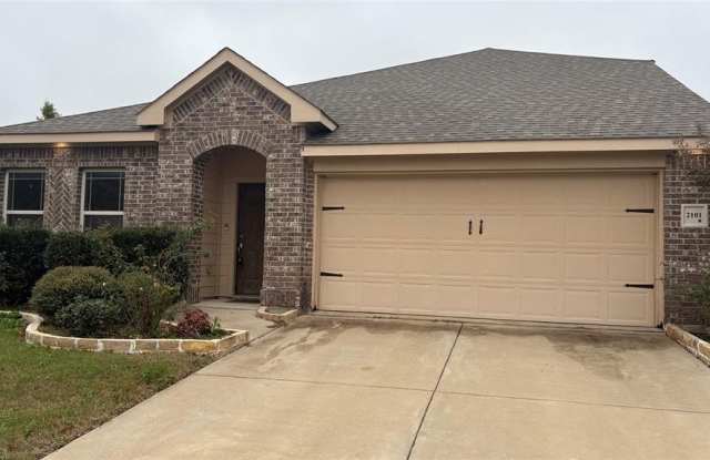 2101 Long Forest Road - 2101 Long Forest Road, Kaufman County, TX 75126