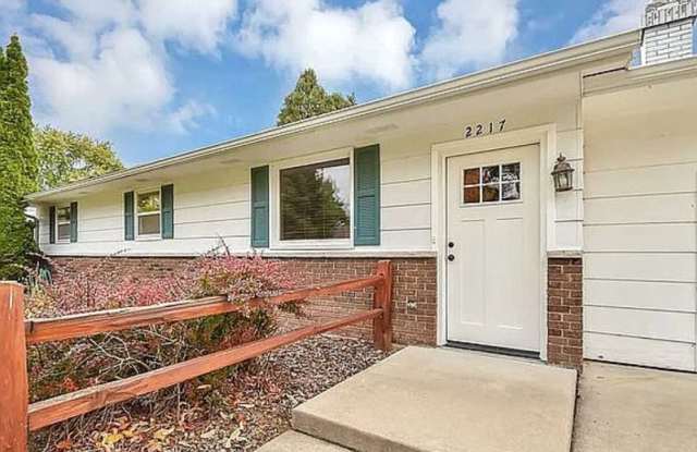 2217 Barberry Lane Gallery 3