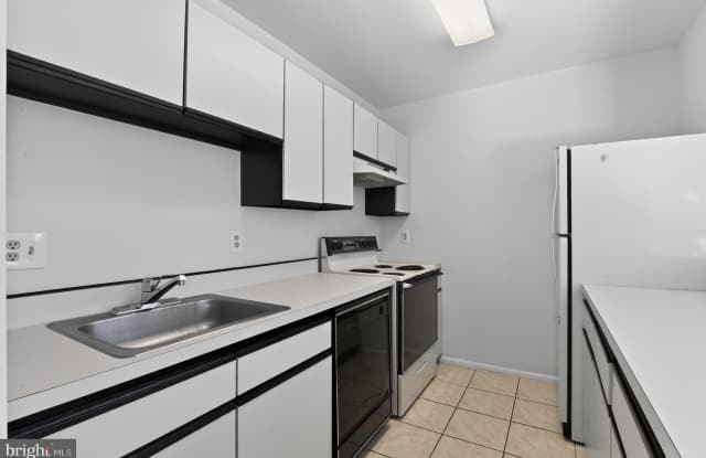 2701 CANYON CT Gallery 3