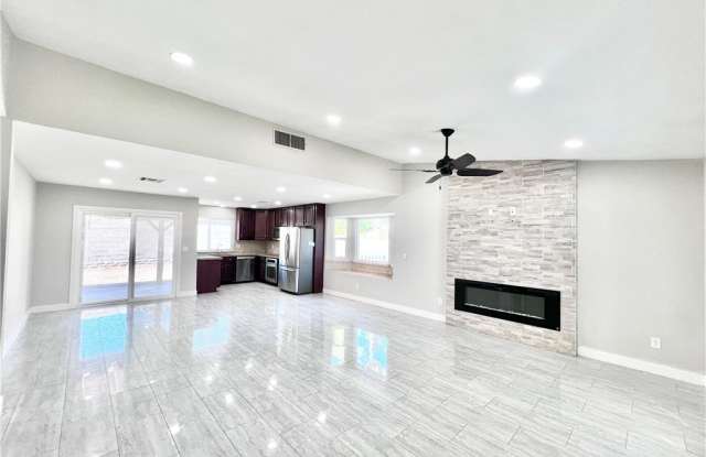 5828 Divers Cove Way photos photos