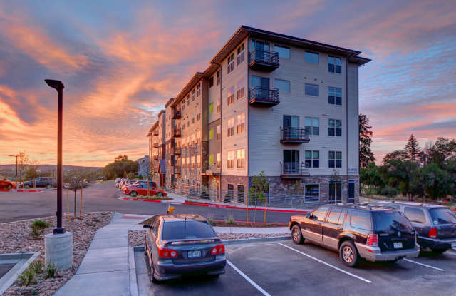 Student Housing - The Lookout on Cragmor photos photos