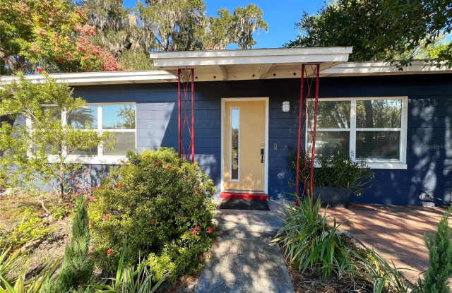 1055 CHEROKEE AVENUE photos photos