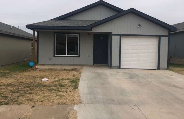 Cute House - 4605 Avenue D, Lubbock, TX 79404