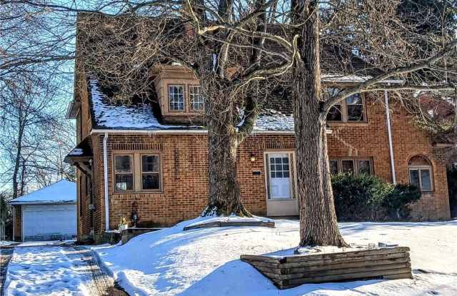 3037 Kiwatha Road - 3037 Kiwatha Road, Youngstown, OH 44511