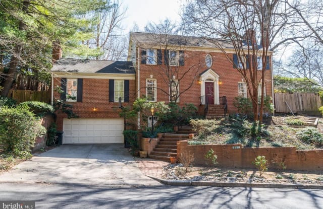 5150 MANNING PL NW - 5150 Manning Place Northwest, Washington, DC 20016