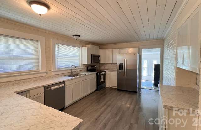 7077 Long Island Road photos photos