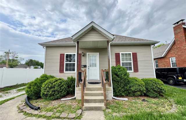 829 Bond Avenue photos photos