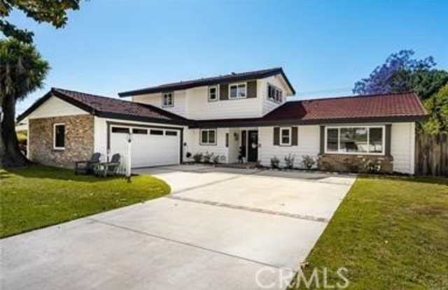 13381 Del Cerro Drive photos photos