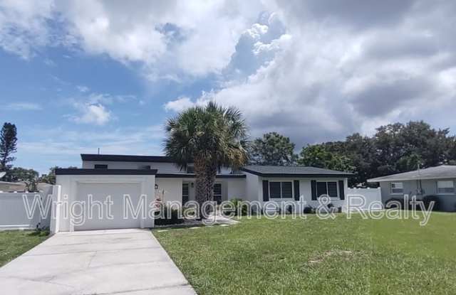 2713 Renatta Drive photos photos