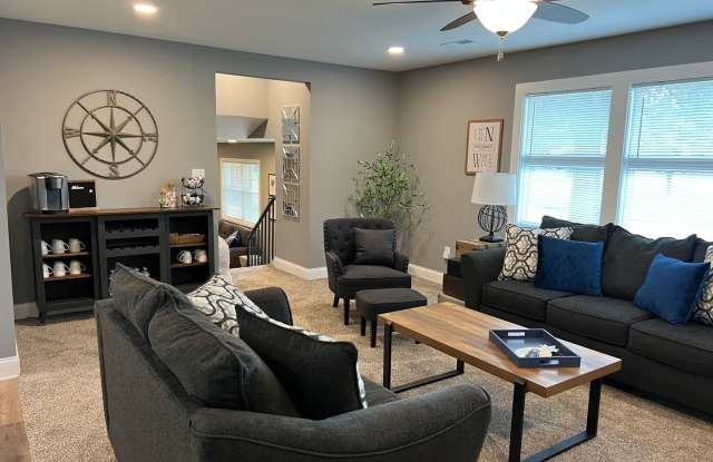 Fully Furnished Short Term Rental Home in Middletown, OH - 6500 Winfield Lane, Butler County, OH 45042