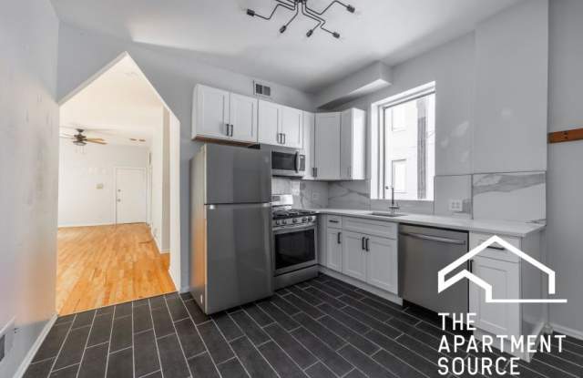 2732 West Chicago Ave. photos photos