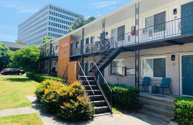 Bloom at Buckhead photos photos