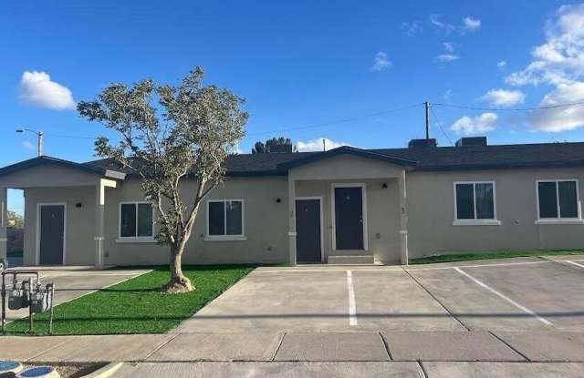 8761 LAWSON Street unit: 3 photos photos