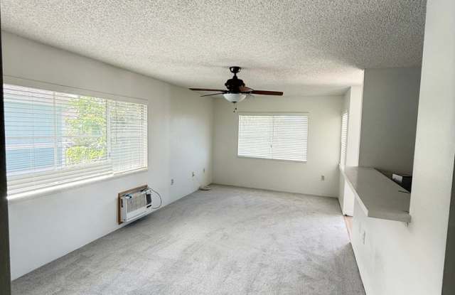 Mililani Mauka - Crescent Lane Townhouse 2-bedroom 2-bath 2-parking Gallery 3