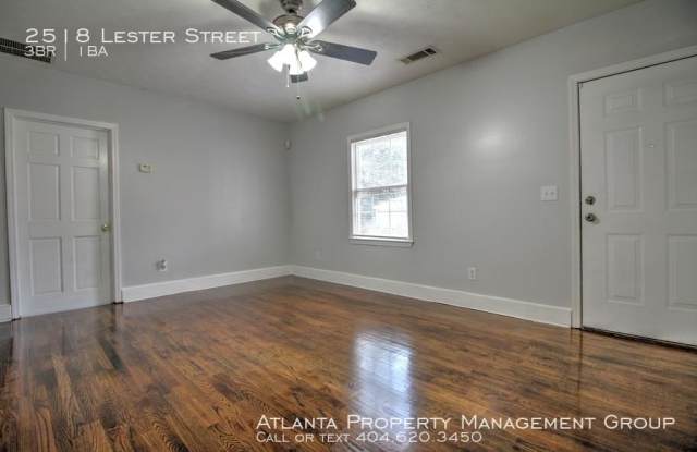 2518 Lester Street Gallery 3