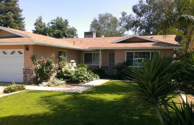 Available Now! - 1337 East Birch Avenue, Tulare, CA 93274
