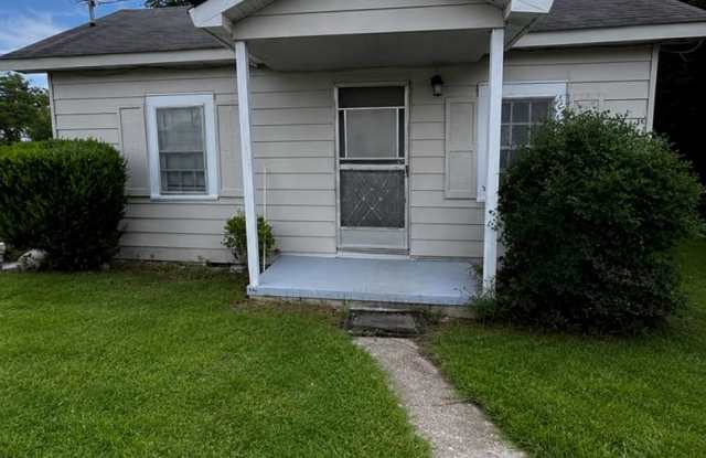Charming 1 Bed, 1 Bath Home! photos photos