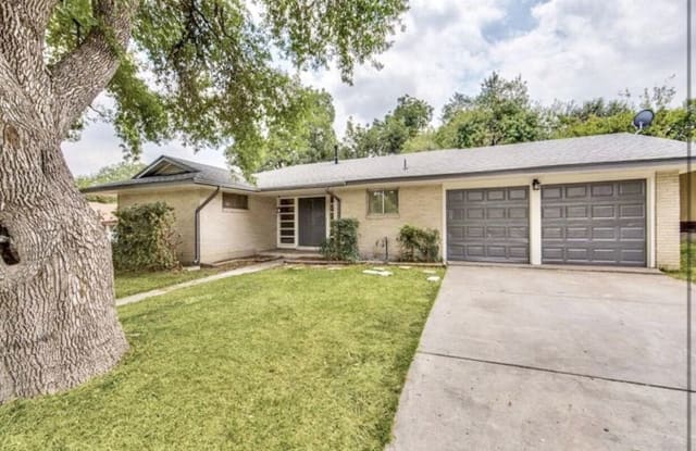 210 Fantasia St - 210 Fantasia Street, San Antonio, TX 78216
