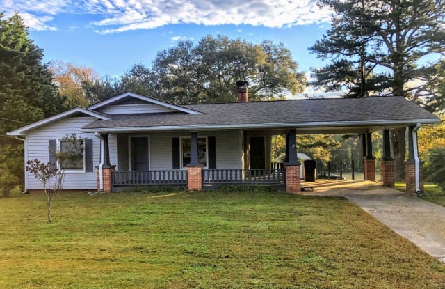 204 Brightwell Street - 204 Brightwell Street, Clarkesville, GA 30523
