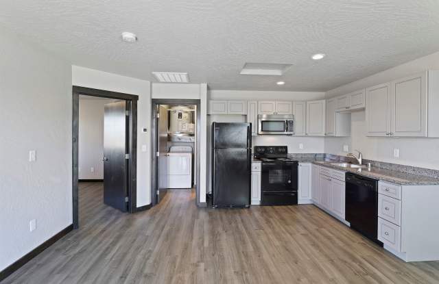 DHAH (B4) 13824 Bergen photos photos