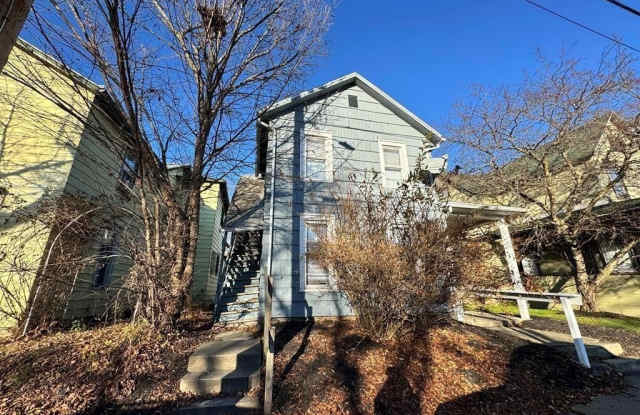 339 E Market Street Ext unit: Upper photos photos