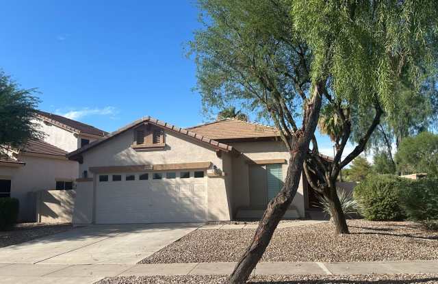 POWER RANCH SINGLE LEVEL 4 BEDROOM HOME WITH NEW LVP. photos photos