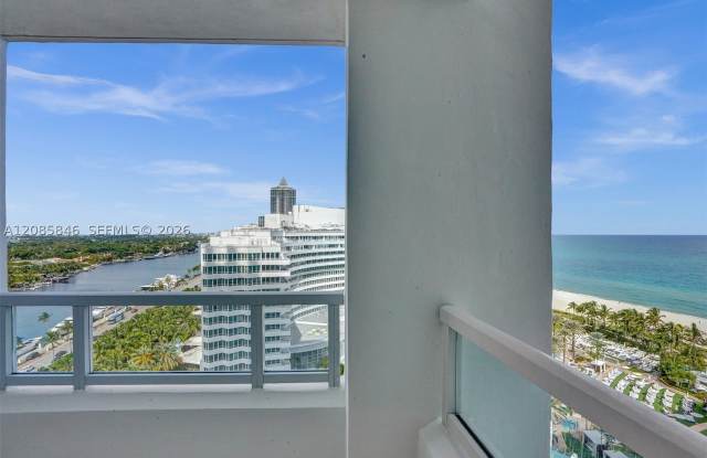 4401 Collins Ave Gallery 1