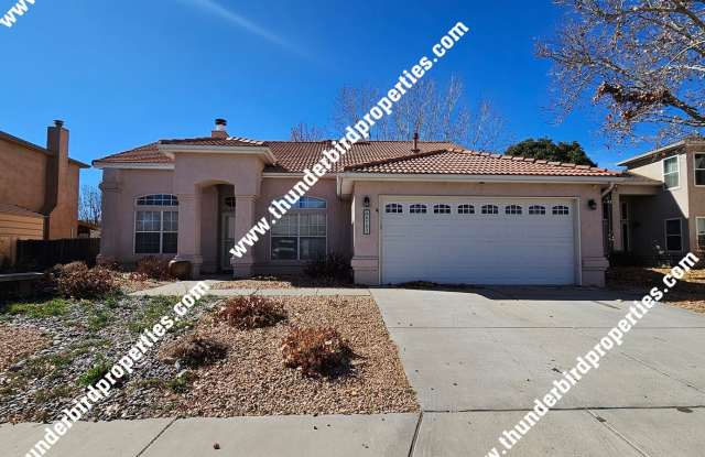 Charming NW 4 Bedroom Home photos photos