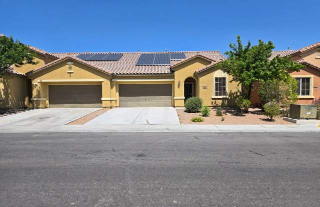 A Beautiful Single Story Townhouse! 3 Bed, 2 Bath, 2 Car! photos photos