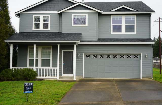 Beautifully Updated Avalon Hills 2 Story Home for Lease - 9507 NE 39th Ave - 9507 Northeast 39th Avenue, Hazel Dell, WA 98665