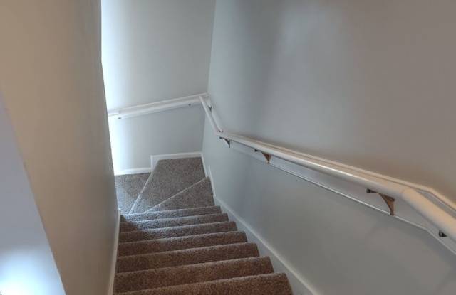 Pet-friendly townhome Gallery 4