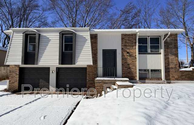 705 NW Buckingham Pl photos photos 705 NW Buckingham Pl photos photos