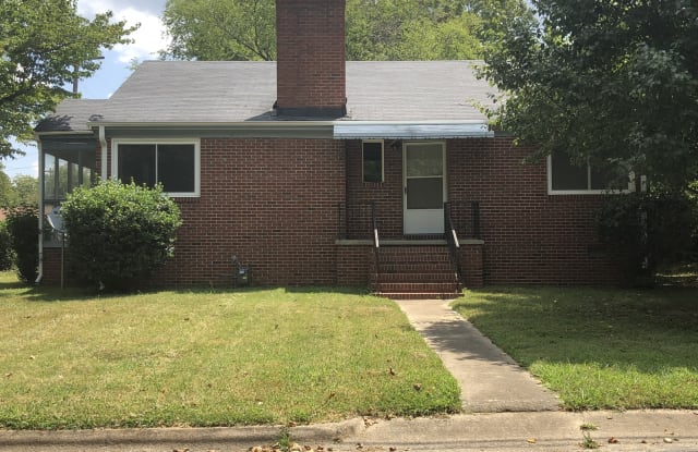 312 Sunset Dr - 312 Sunset Drive, Chapel Hill, NC 27516