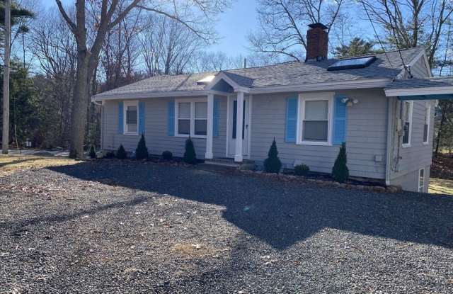 107 Preston Place - 107 Preston Place, Beverly, MA 01915