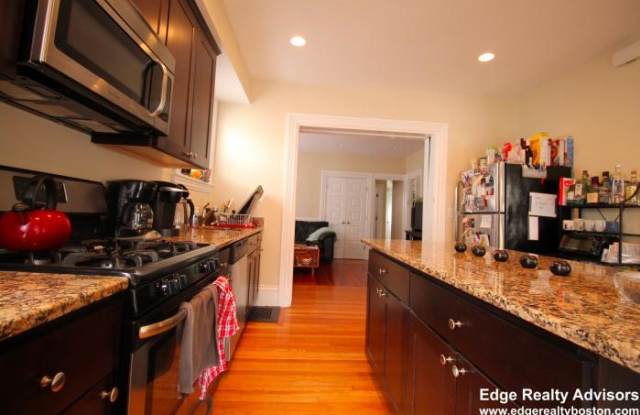 31 Montcalm Ave. Gallery 2
