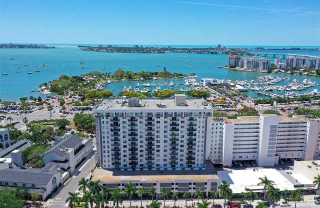 101 S GULFSTREAM AVENUE - 101 South Gulfstream Avenue, Sarasota, FL 34236