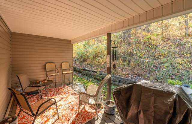 200 Arrowhead Dr. Gallery 3