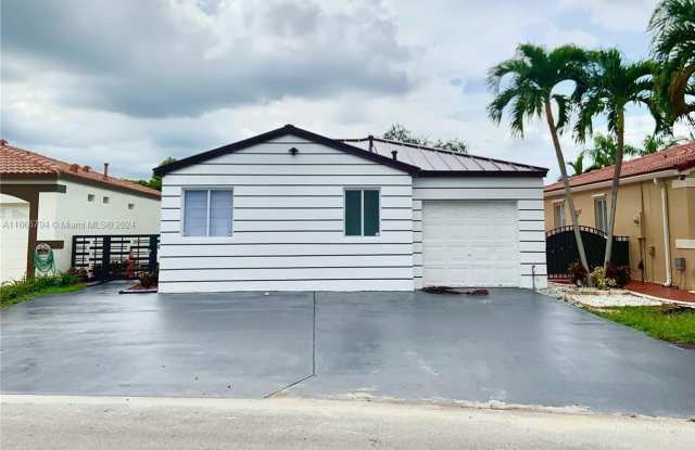 14260 SW 171st Ter - 14260 Southwest 171st Terrace, Richmond West, FL 33177