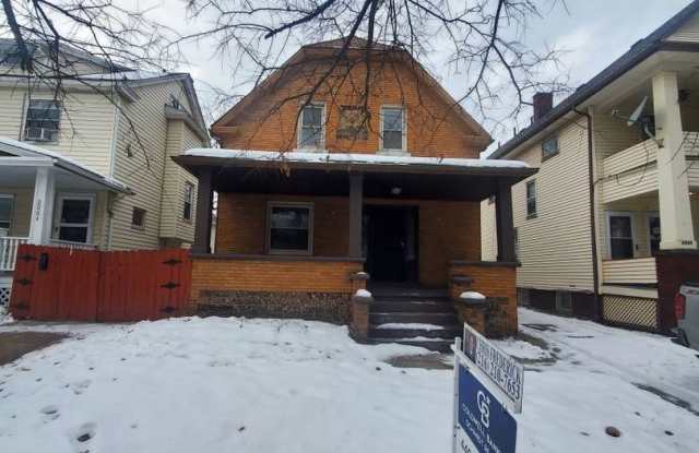 Charming 3-Bedroom Home Offering Comfort, Space  Modern Updates photos photos