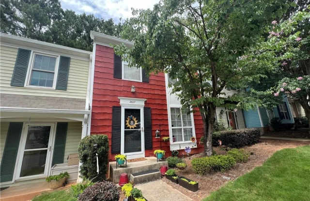 2607 Queen Anne Court Gallery 2