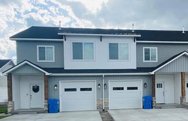 Old Farm Townhomes Gallery 2