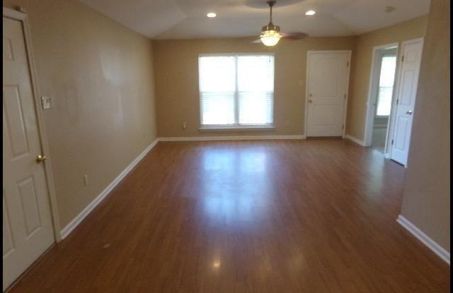 2704 Timbermist Circle Gallery 3