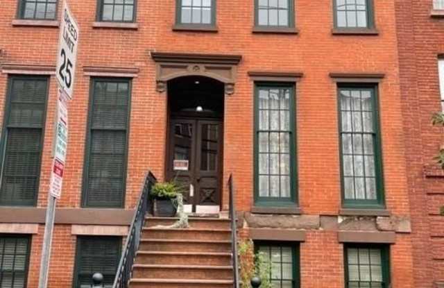 192 WASHINGTON ST Gallery 1